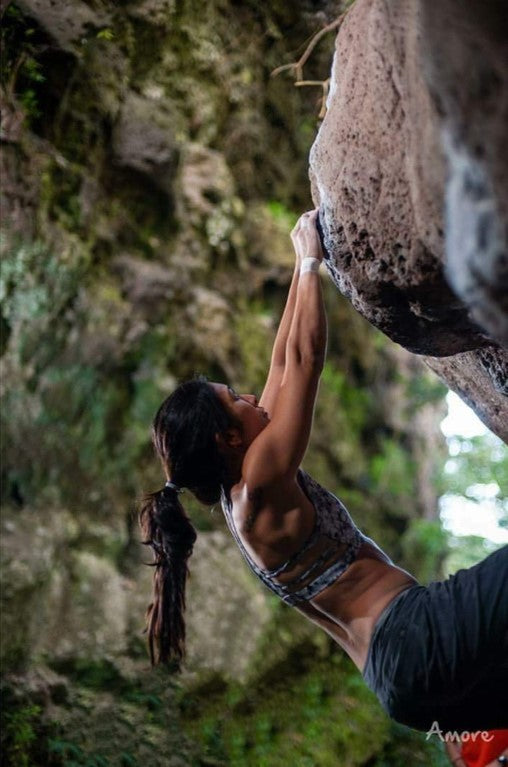 "Come on!" "Gamba!" by Mad Rock Athlete Sonomi Imagawa