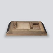 a gif of an isometric view of a wooden tug of war tool that uses crimps where the crimps are sliding back and forth