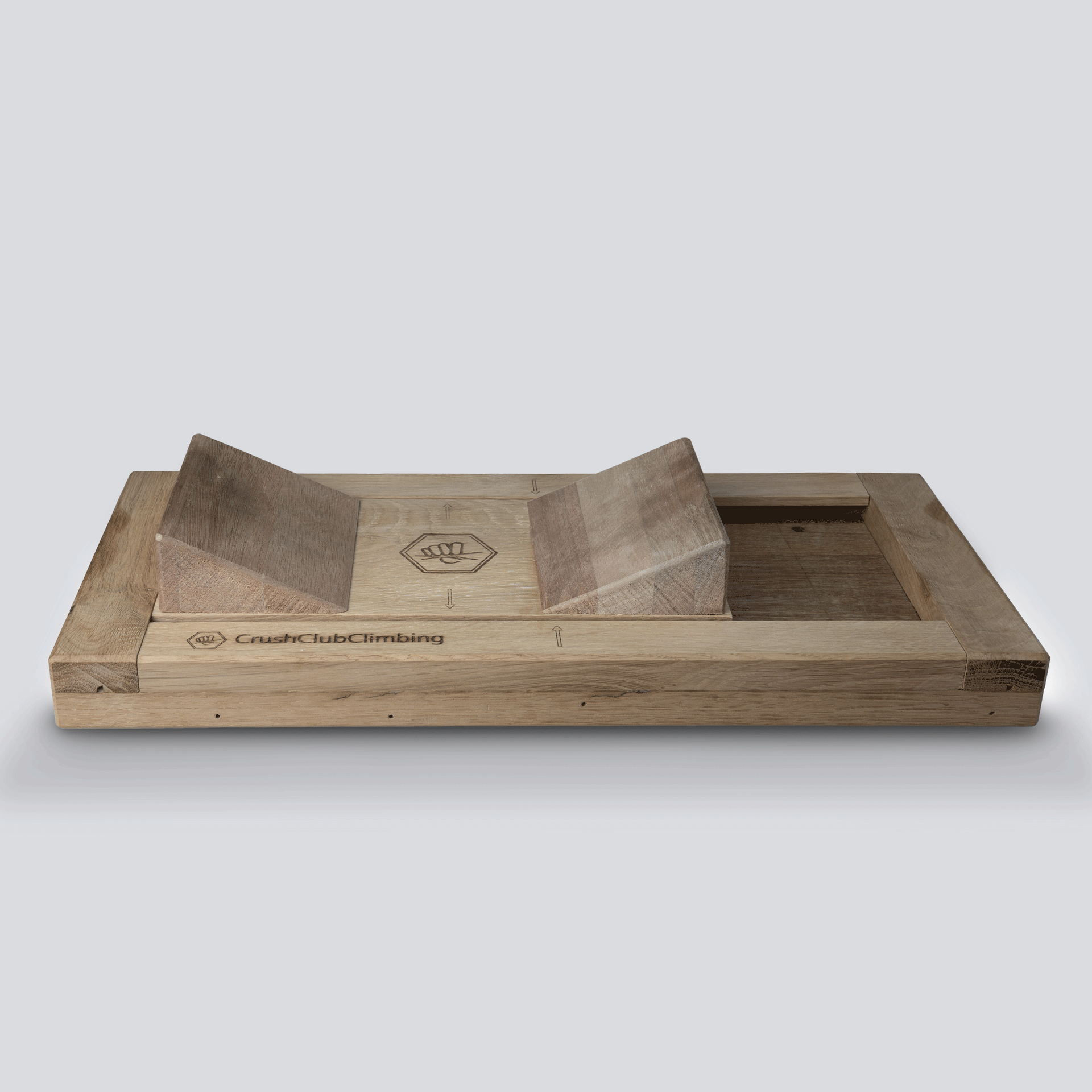 a gif of an isometric view of a wooden tug of war tool that uses slopers where the slopers are sliding back and forth